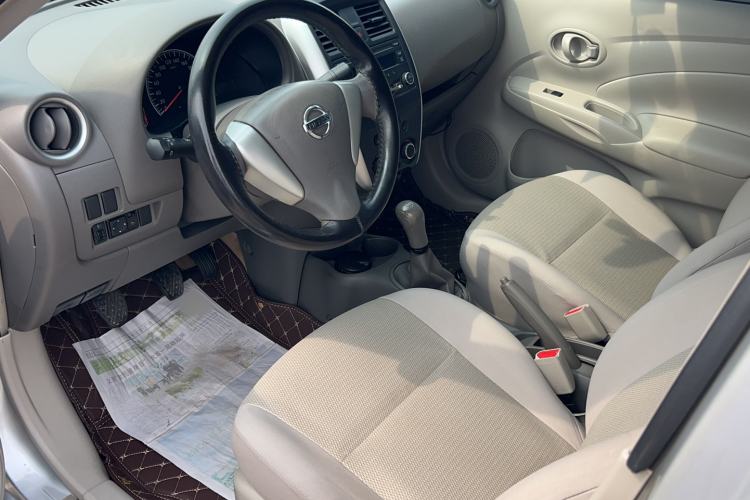 Used Nissan Sunny 2015 1.5XE Manual Elite Edition Interior 1