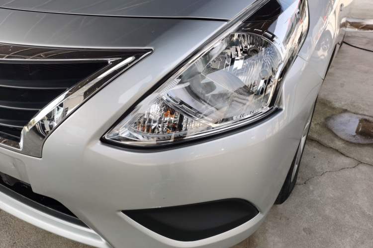 Used Nissan Sunny 2015 1.5XE CVT Comfort Edition Left Front Headlight