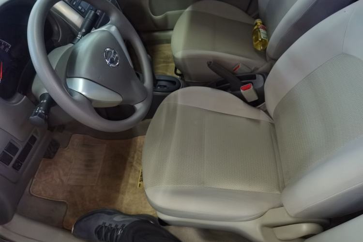 Used Nissan Sunny 2015 1.5XE CVT Comfort Edition Left Front Seat
