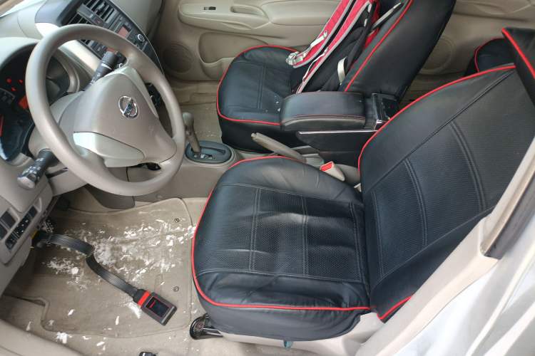 Used Nissan Sunny 2015 1.5XE CVT Master Edition Left Front Seat