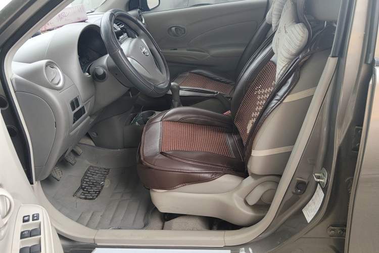 Used Nissan Sunny 2015 1.5XE Manual Comfort Edition Left Front Seat