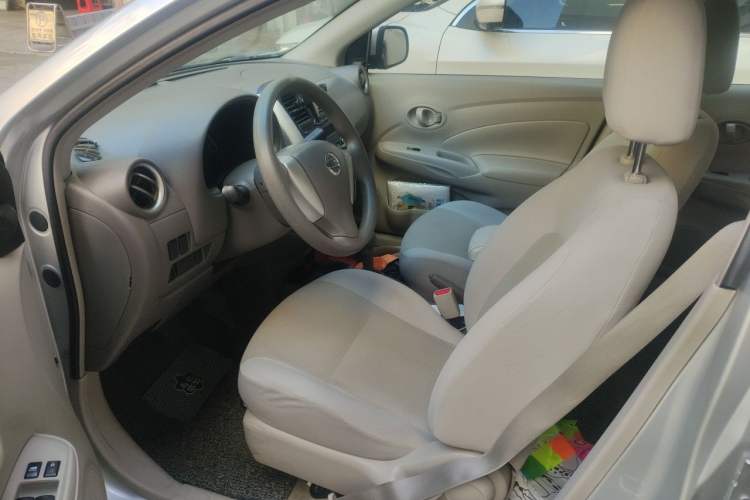Used Nissan Sunny 2015 1.5XE CVT Comfort Edition Left Front Seat