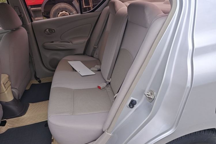 Used Nissan Sunny 2015 1.5XE CVT Master Edition Left Rear Seat
