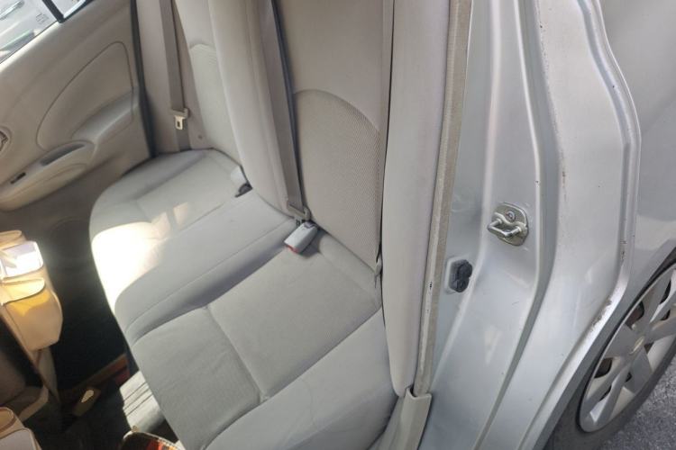 Used Nissan Sunny 2015 1.5XE CVT Elite Edition Left Rear Seat