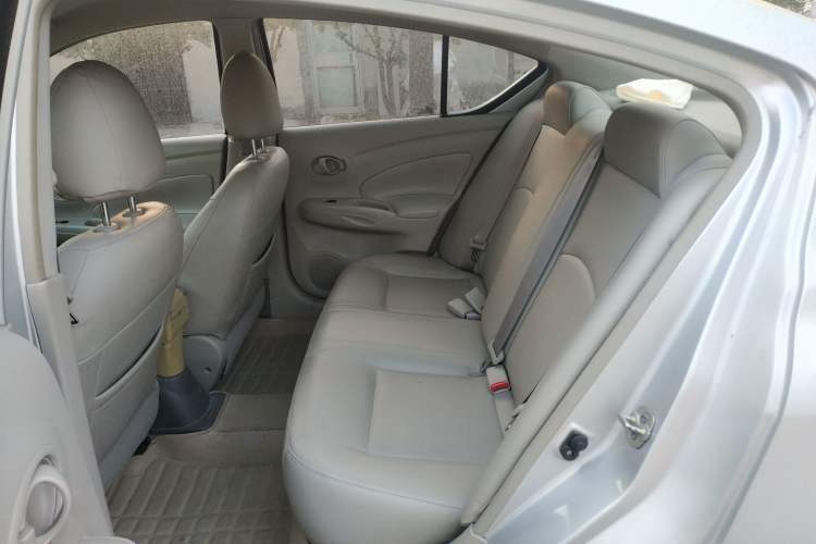 Used Nissan Sunny 2015 1.5XE Manual Comfort Edition Left Rear Seat