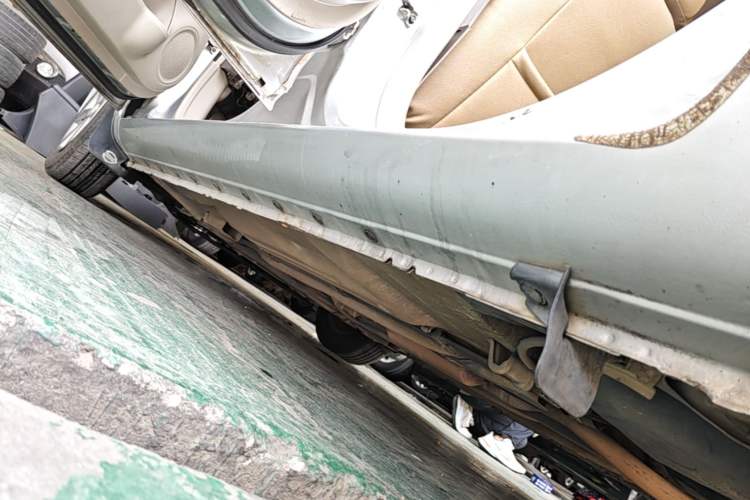 Used Nissan Sunny 2015 1.5XE CVT Comfort Edition Left Side Sill