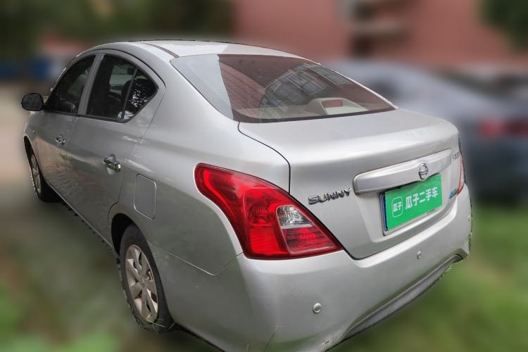 Used Nissan Sunny 2015 1.5XE CVT Master Edition Rear Left 45 Deg
