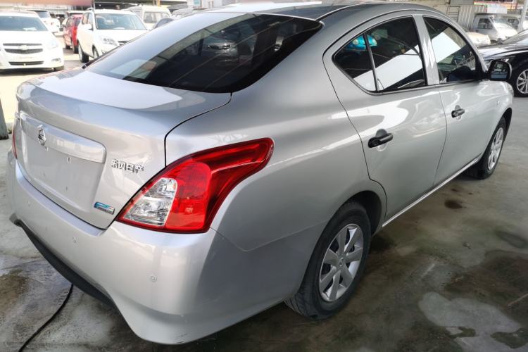 Used Nissan Sunny 2015 1.5XE CVT Comfort Edition Rear Right 45 Deg