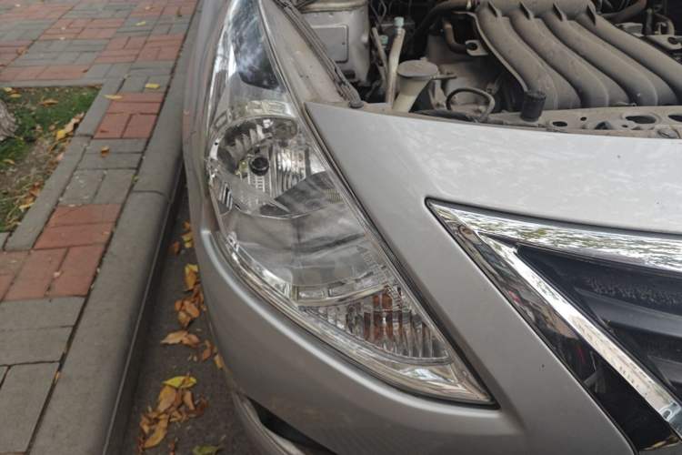 Used Nissan Sunny 2015 1.5XE CVT Master Edition Right Front Headlight