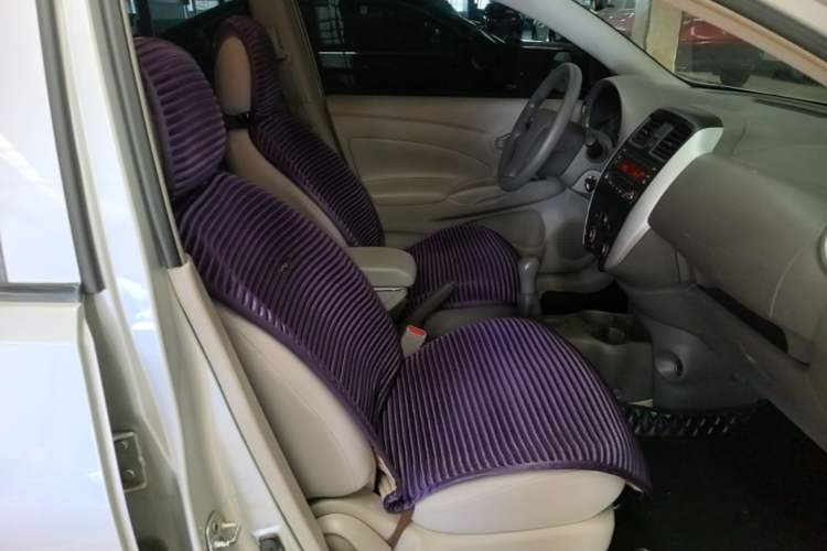 Used Nissan Sunny 2015 1.5XE Manual Comfort Edition Right Front Seat