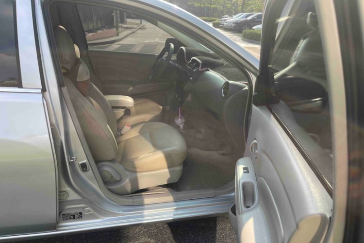 Used Nissan Sunny 2015 1.5XE CVT Comfort Edition Right Front Seat