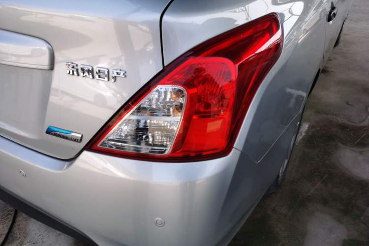 Used Nissan Sunny 2015 1.5XE CVT Comfort Edition Right Rear Taillight