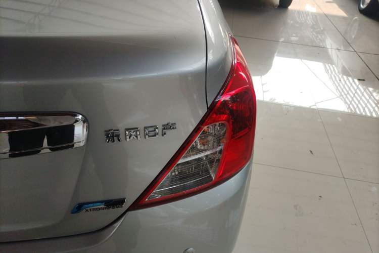 Used Nissan Sunny 2015 1.5XE CVT Elite Edition Right Rear Taillight