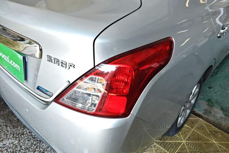 Used Nissan Sunny 2015 1.5XE CVT Comfort Edition Right Rear Taillight