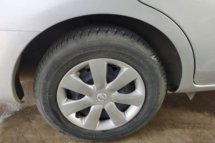 Used Nissan Sunny 2015 1.5XE CVT Comfort Edition Right Rear Wheel Hub