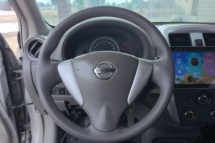 Used Nissan Sunny 2015 1.5XE Manual Master Edition Steering Wheel