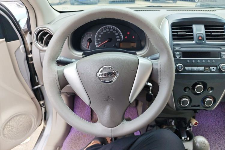 Used Nissan Sunny 2015 1.5XE Manual Comfort Edition Steering Wheel