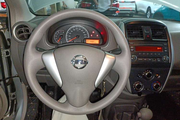 Used Nissan Sunny 2015 1.5XE CVT Comfort Edition Steering Wheel