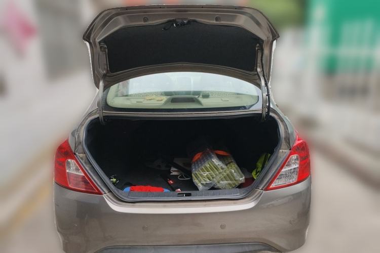 Used Nissan Sunny 2015 1.5XE CVT Comfort Edition Trunk
