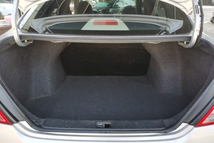 Used Nissan Sunny 2015 1.5XE CVT Comfort Edition Trunk