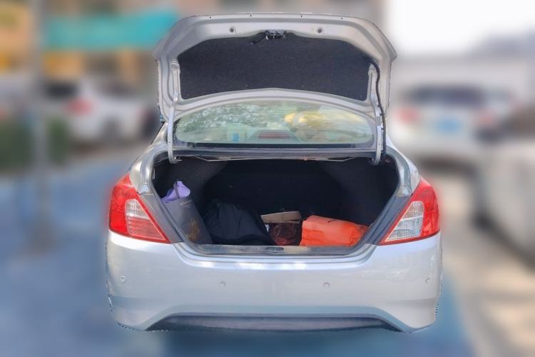 Used Nissan Sunny 2015 1.5XE Manual Comfort Edition Trunk