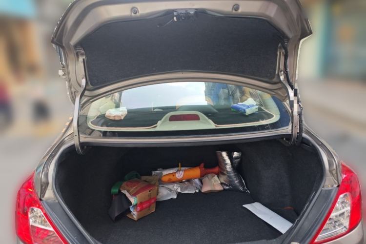 Used Nissan Sunny 2015 1.5XE CVT Comfort Edition Trunk