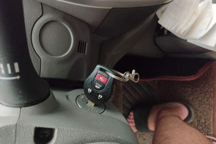 Used Nissan Sunny 2015 1.5XE CVT Comfort Edition Vehicle Key