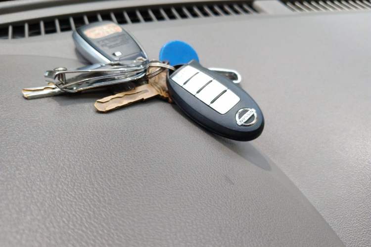 Used Nissan Sunny 2015 1.5XE CVT Master Edition Vehicle Key