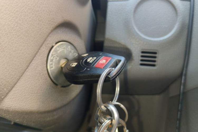 Used Nissan Sunny 2015 1.5XE Manual Comfort Edition Vehicle Key