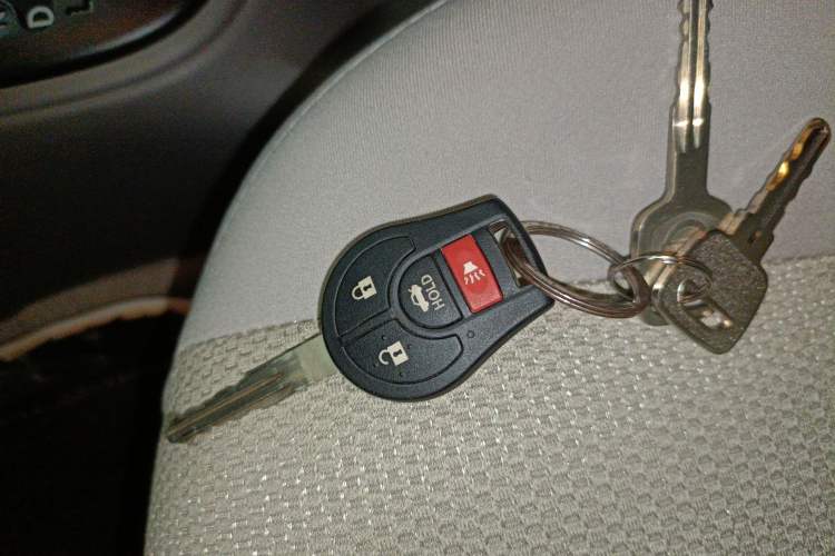 Used Nissan Sunny 2015 1.5XE CVT Comfort Edition Vehicle Key
