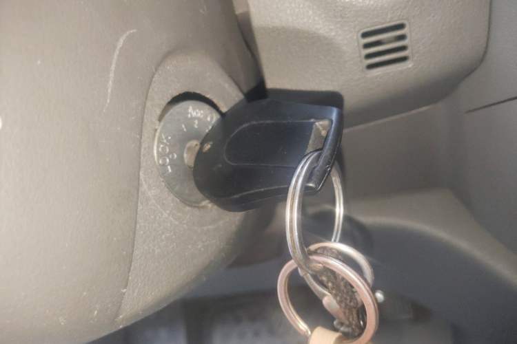 Used Nissan Sunny 2015 1.5XE CVT Comfort Edition Vehicle Key