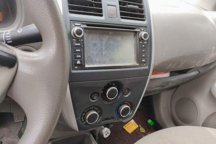 Used Nissan Sunny 2015 1.5XE Manual Comfort Edition Audio And AC Panel