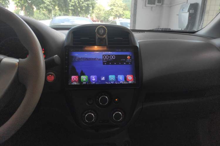 Used Nissan Sunny 2015 1.5XE CVT Master Edition Audio And AC Panel