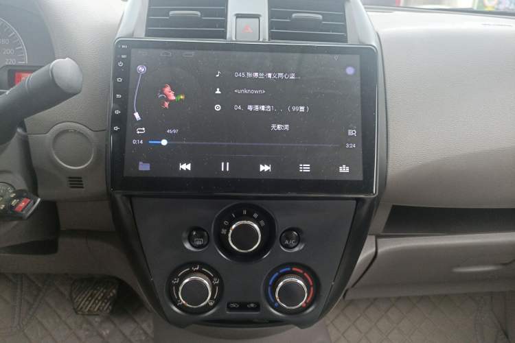 Used Nissan Sunny 2015 1.5XE CVT Comfort Edition Audio And AC Panel