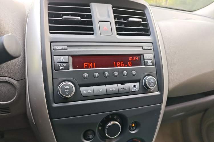 Used Nissan Sunny 2015 1.5XE Manual Comfort Edition Audio And AC Panel