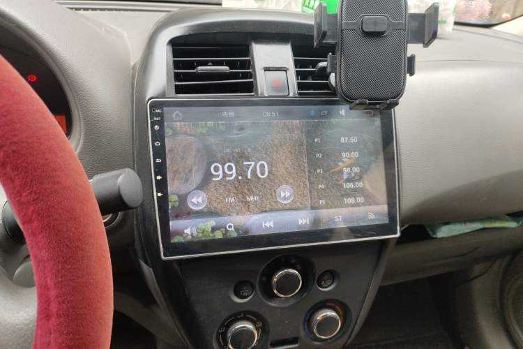 Used Nissan Sunny 2015 1.5XE Manual Master Edition Audio And AC Panel