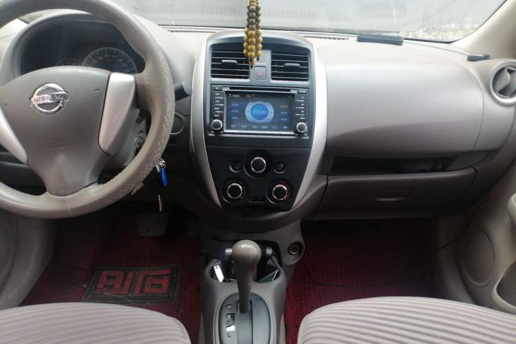 Used Nissan Sunny 2015 1.5XE CVT Comfort Edition Audio And AC Panel