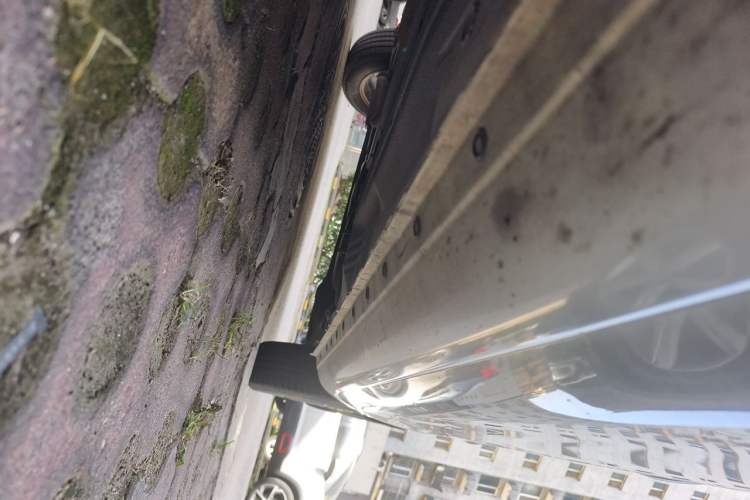 Used Nissan Sunny 2015 1.5XE Manual Comfort Edition Chassis Front Left