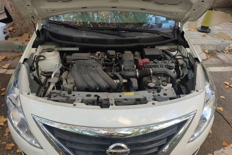 Used Nissan Sunny 2015 1.5XE CVT Comfort Edition Engine Bay