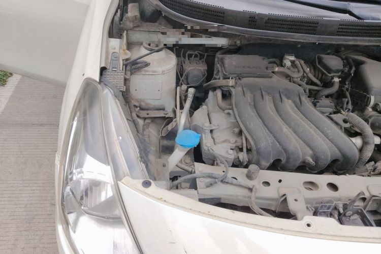 Used Nissan Sunny 2015 1.5XE Manual Comfort Edition Engine Bay Right