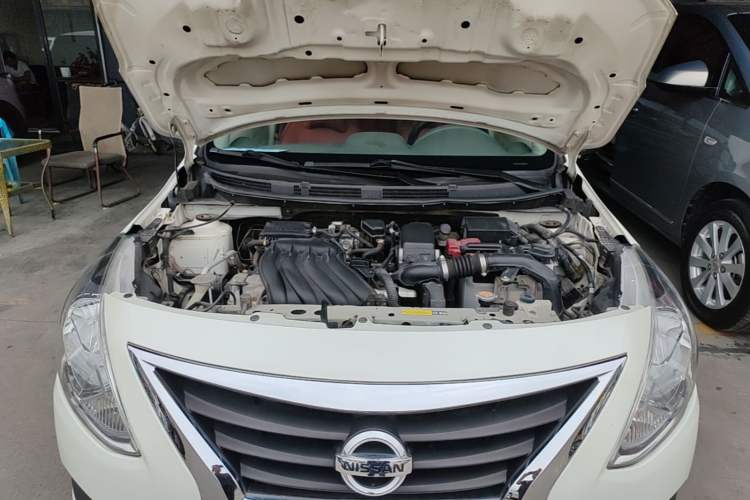 Used Nissan Sunny 2015 1.5XE Manual Comfort Edition Engine Bay