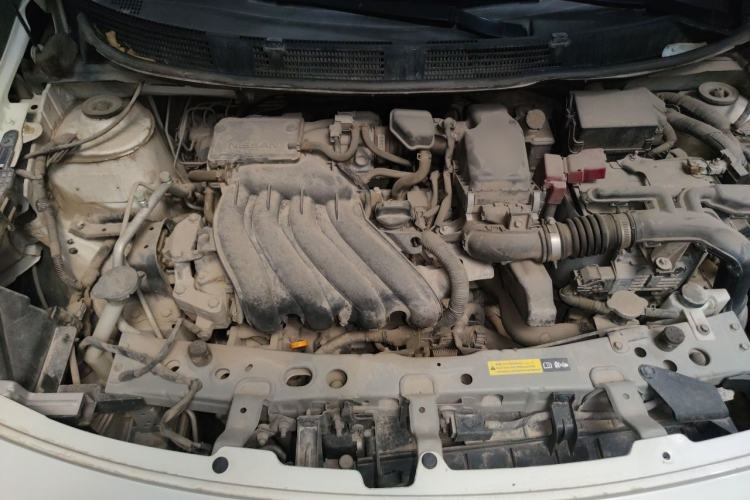 Used Nissan Sunny 2015 1.5XE CVT Comfort Edition Engine Bay
