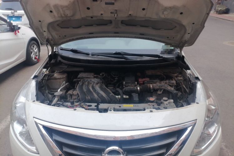 Used Nissan Sunny 2015 1.5XE CVT Comfort Edition Engine Bay