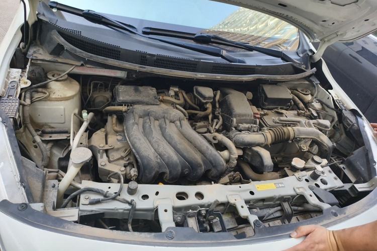 Used Nissan Sunny 2015 1.5XE Manual Comfort Edition Engine Bay