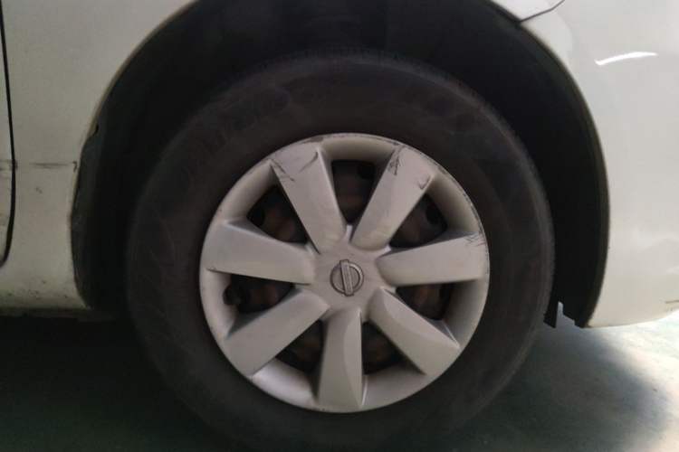 Used Nissan Sunny 2015 1.5XE CVT Comfort Edition Exterior 1
