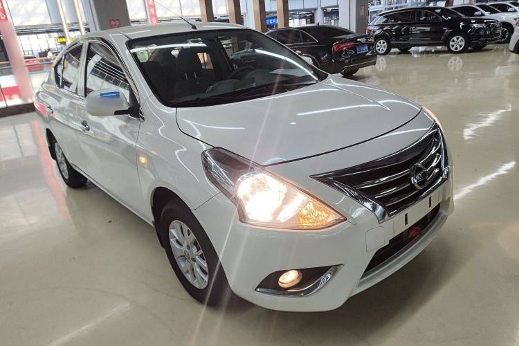 Used Nissan Sunny 2015 1.5XE CVT Comfort Edition Exterior 2