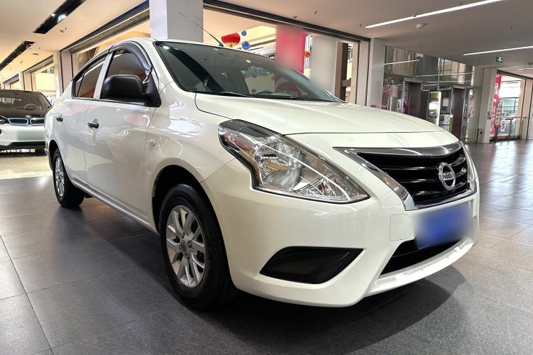 Used Nissan Sunny 2015 1.5XE CVT Comfort Edition Exterior 2