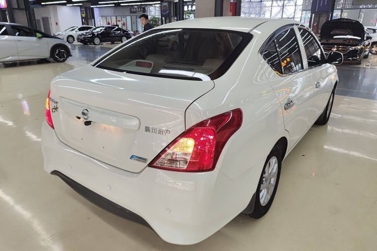 Used Nissan Sunny 2015 1.5XE CVT Comfort Edition Exterior 5
