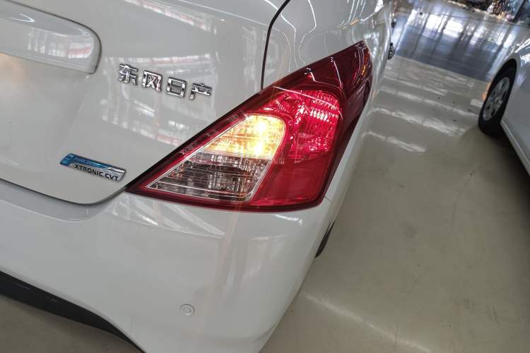 Used Nissan Sunny 2015 1.5XE CVT Comfort Edition Exterior 6