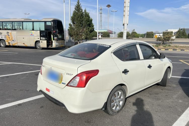 Used Nissan Sunny 2015 1.5XE Manual Comfort Edition Exterior 6